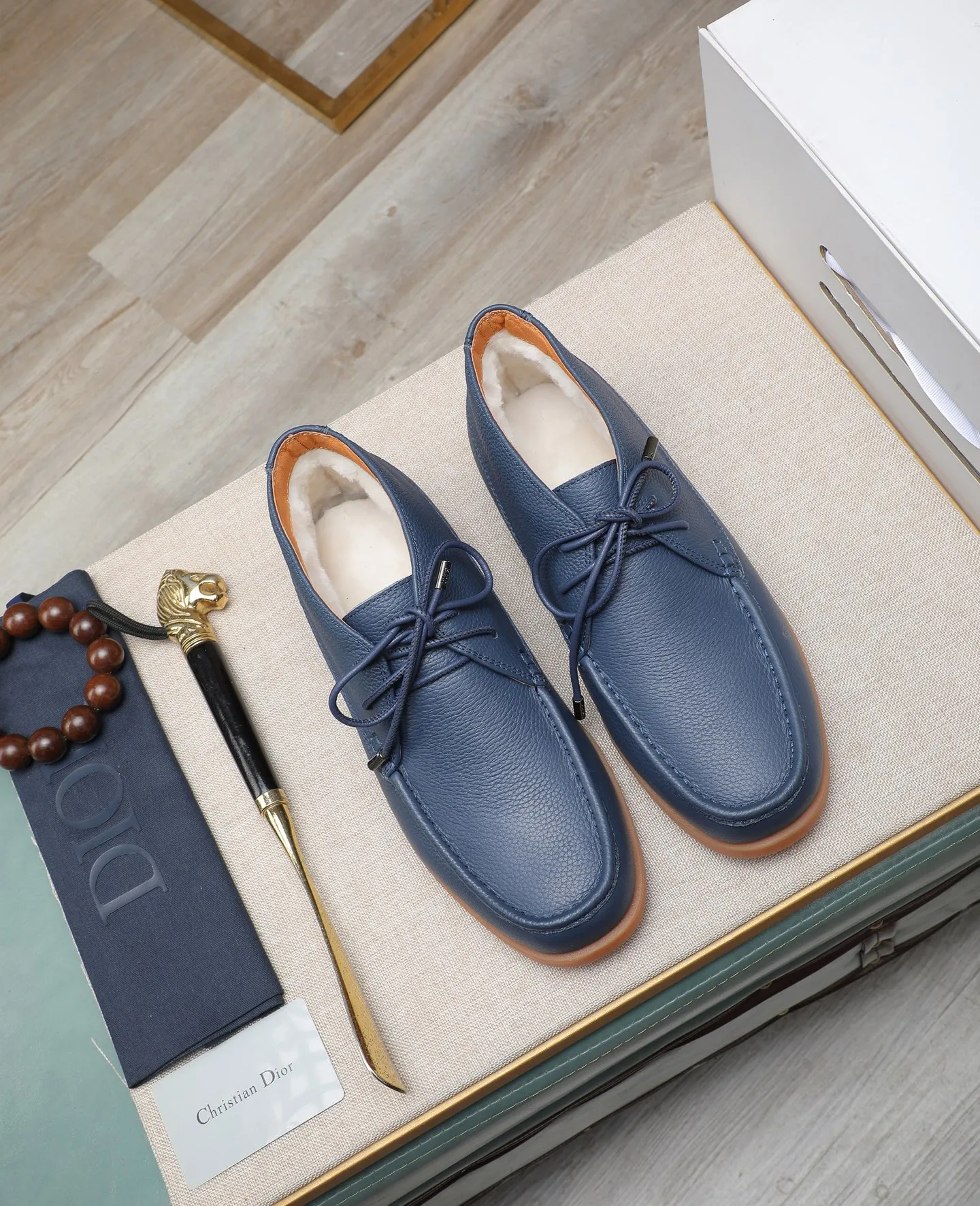 Men's shoes 💰600 Wool lining Original order quality Dior —🆘. Dior original order purchase, high-end leather shoes, fabric: imported cowhide from Italy ➕ water-dyed cow lining/wool lining ➕ special original outsole, fine workmanship, real-life photos 🎬 size: 38-44 (with full set of packaging)